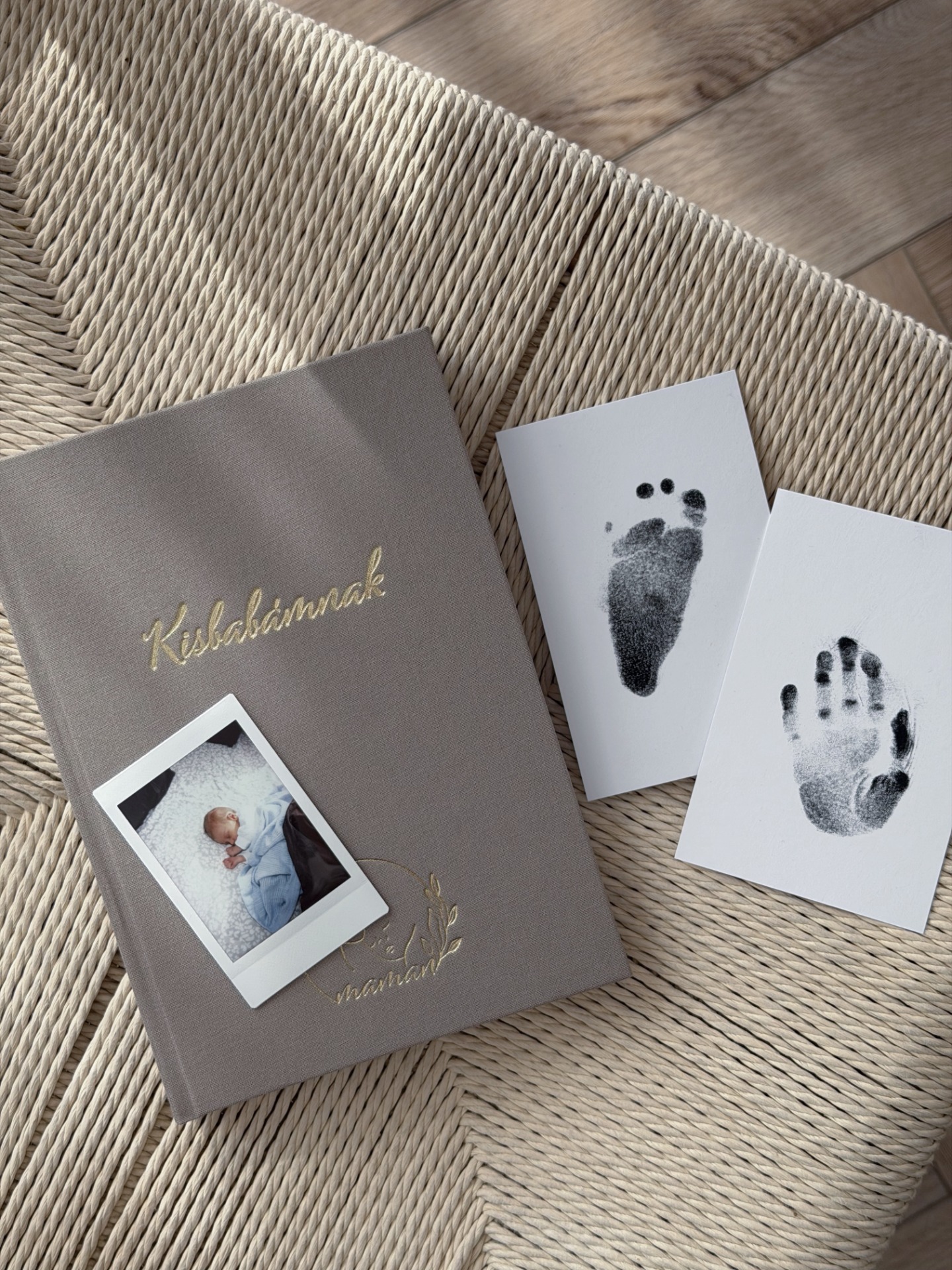 Barna Kisbabámnak babanapló